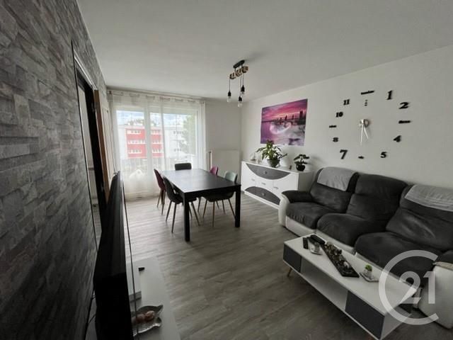 Appartement F4 à vendre - 4 pièces - 74.25 m2 - ST MARCEL - 27 - HAUTE-NORMANDIE - Century 21 Rive Gauche Immobilier